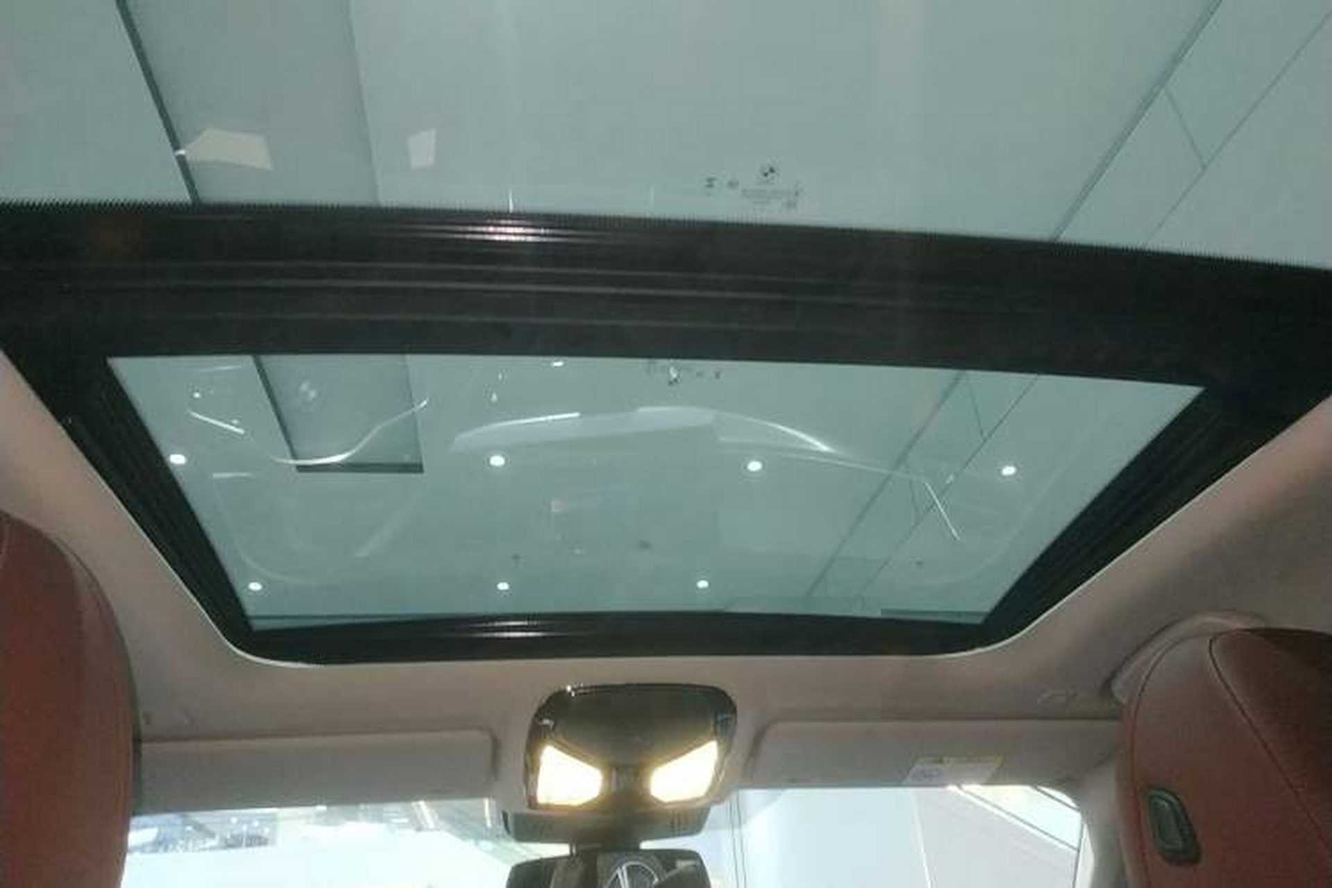 Used BMW i3 2025 eDrive 40 L Midnight Sports Package Headliner