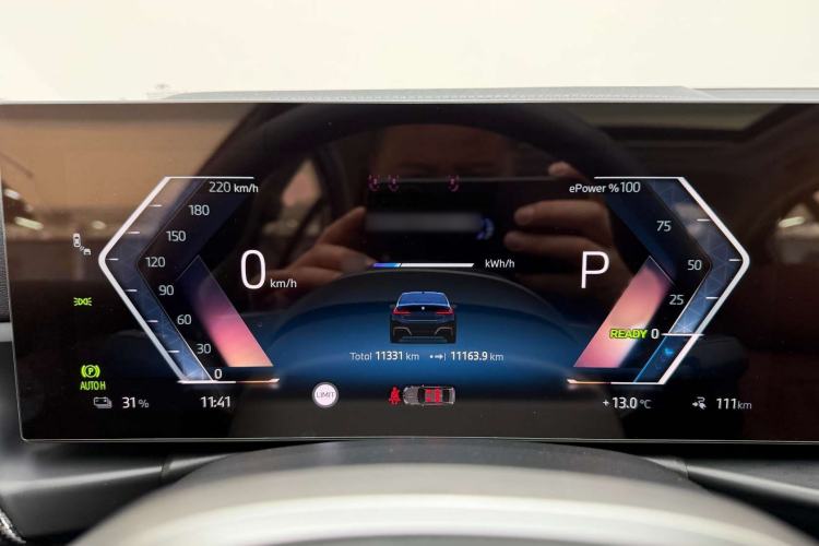 Used BMW i3 2025 eDrive 40 L Midnight Edition Instrument Cluster