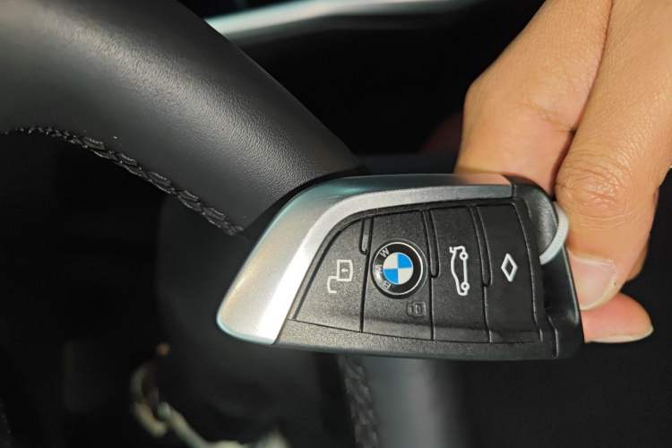Used BMW i3 2025 eDrive 40 L Midnight Sports Package Interior 1