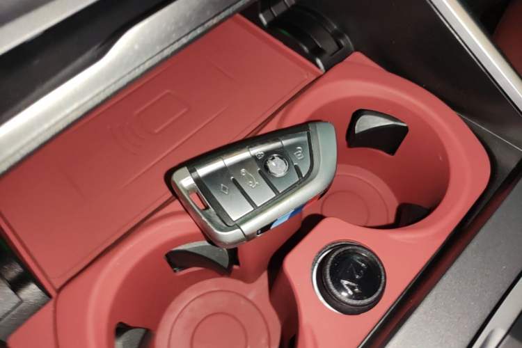 Used BMW i3 2025 eDrive 35 L Interior 1