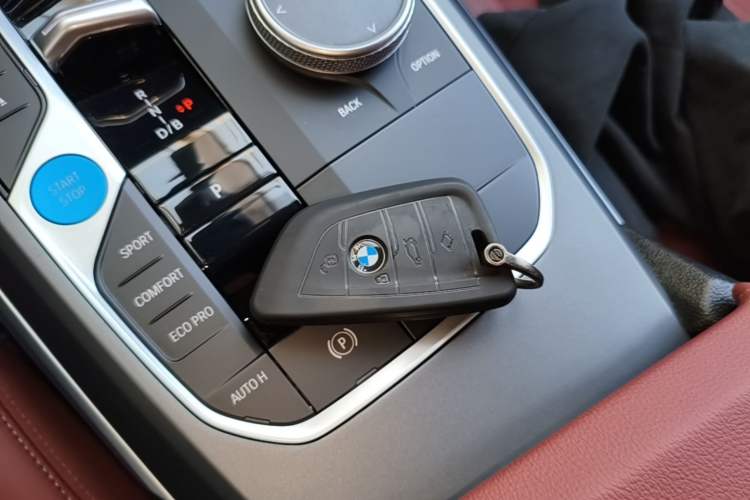 Used BMW i3 2025 eDrive 35 L Interior 1
