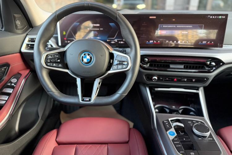 Used BMW i3 2025 eDrive 40 L Midnight Sports Package Interior 12
