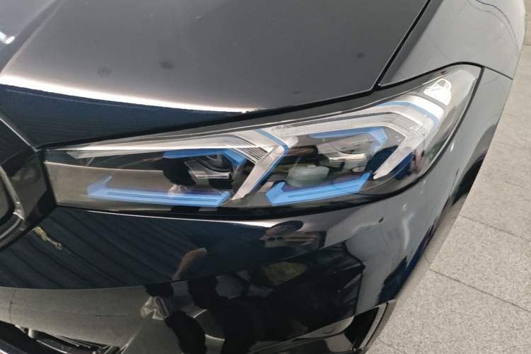 Used BMW i3 2025 eDrive 40 L Midnight Edition Left Front Headlight