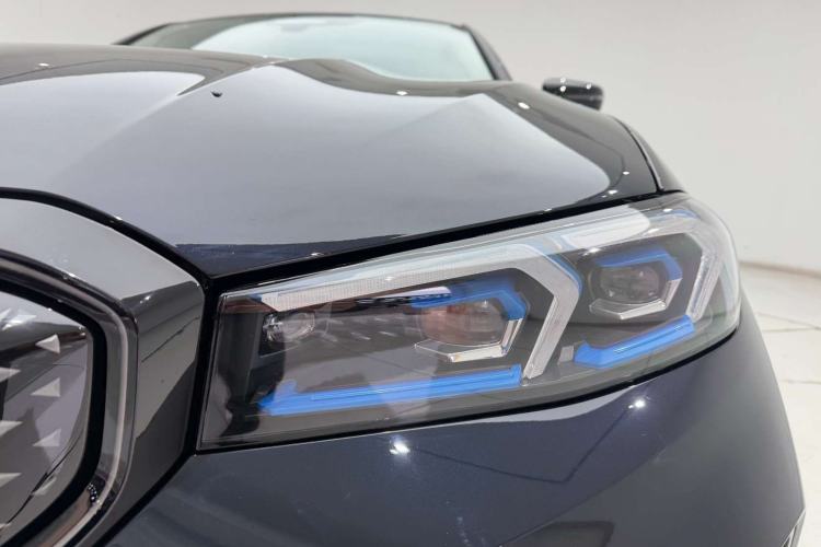 Used BMW i3 2025 eDrive 40 L Midnight Sports Package Left Front Headlight