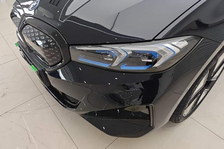 Used BMW i3 2025 eDrive 40 L Midnight Sports Package Left Front Headlight