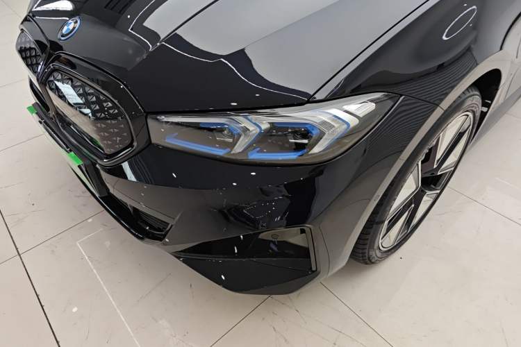 Used BMW i3 2025 eDrive 40 L Midnight Sports Package Left Front Headlight