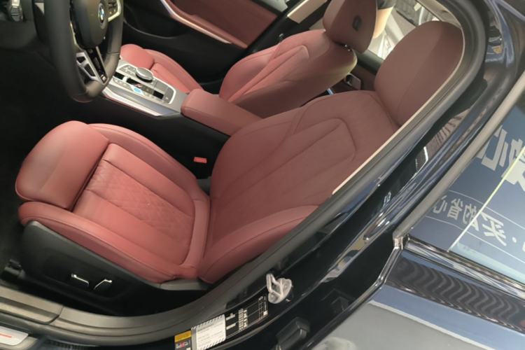 Used BMW i3 2025 eDrive 40 L Midnight Edition Left Front Seat