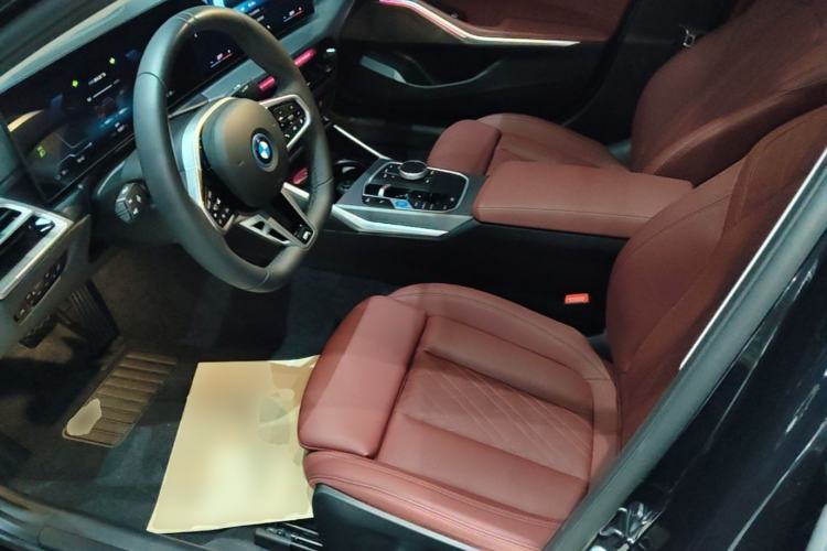 Used BMW i3 2025 eDrive 35 L Left Front Seat