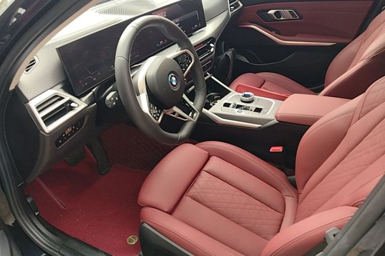 Used BMW i3 2025 eDrive 35 L Left Front Seat