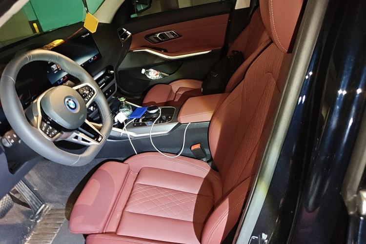 Used BMW i3 2025 eDrive 35 L Left Front Seat