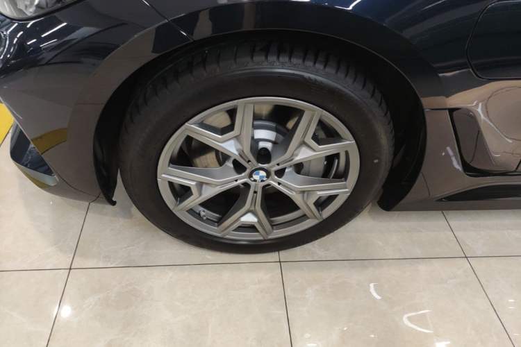 Used BMW i3 2025 eDrive 35 L Left Front Wheel Hub