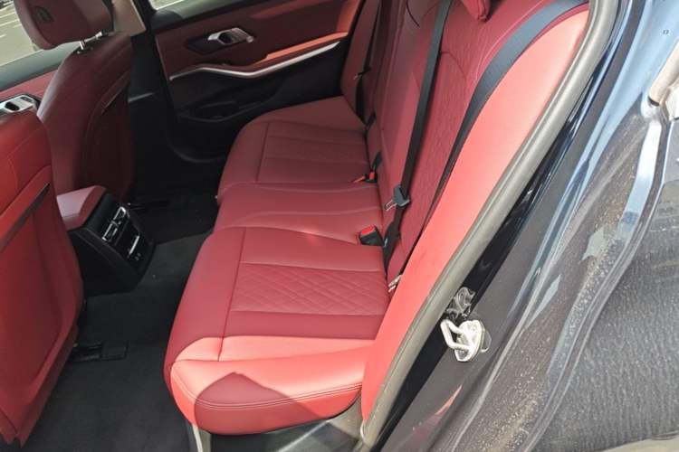 Used BMW i3 2025 eDrive 35 L Left Rear Seat