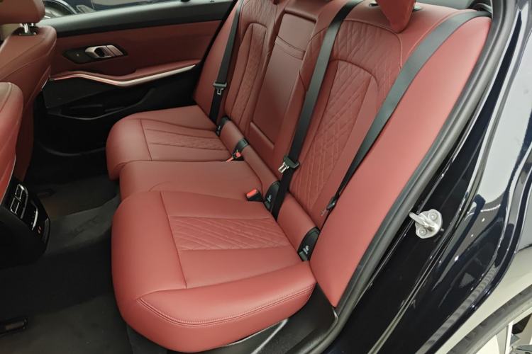Used BMW i3 2025 eDrive 40 L Midnight Sports Package Left Rear Seat