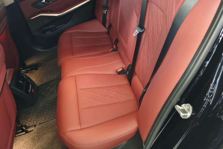 Used BMW i3 2025 eDrive 35 L Left Rear Seat