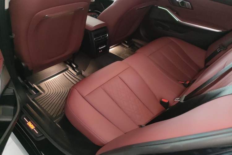 Used BMW i3 2025 eDrive 35 L Left Rear Seat