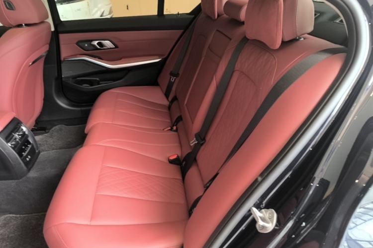 Used BMW i3 2025 eDrive 40 L Midnight Sports Package Left Rear Seat
