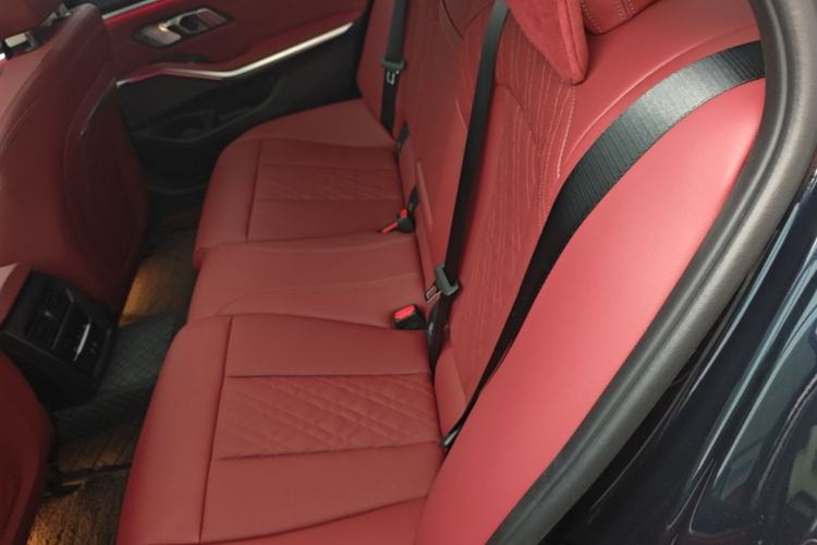 Used BMW i3 2025 eDrive 40 L Midnight Sports Package Left Rear Seat