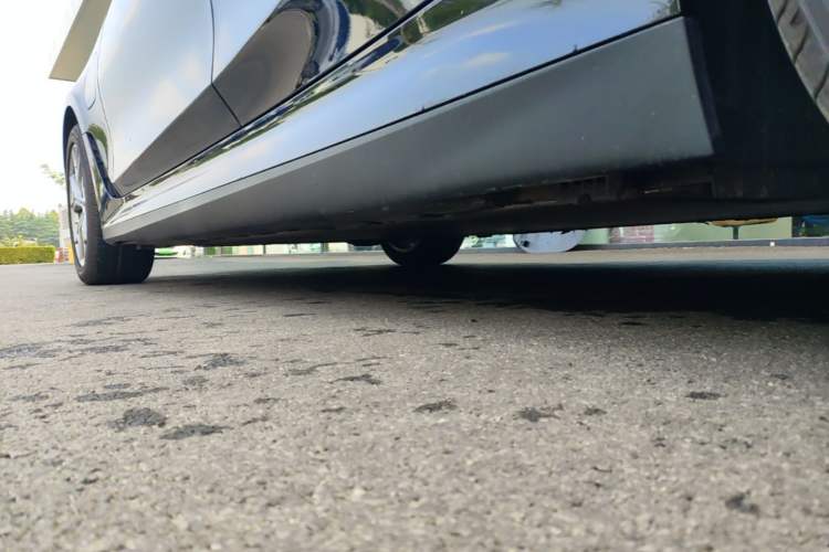 Used BMW i3 2025 eDrive 35 L Left Side Sill