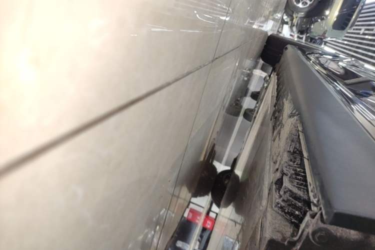 Used BMW i3 2025 eDrive 35 L Left Side Sill