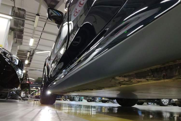 Used BMW i3 2025 eDrive 40 L Midnight Sports Package Left Side Sill