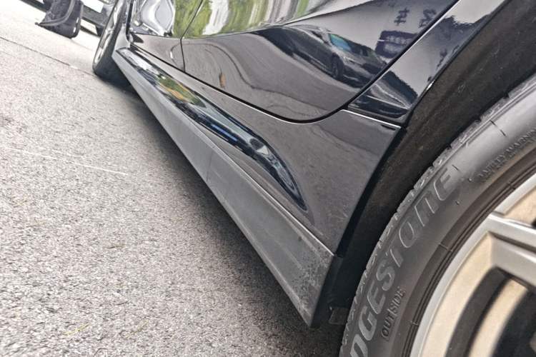 Used BMW i3 2025 eDrive 35 L Left Side Sill