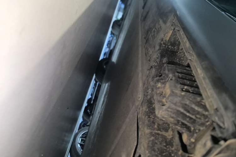 Used BMW i3 2025 eDrive 35 L Left Side Sill