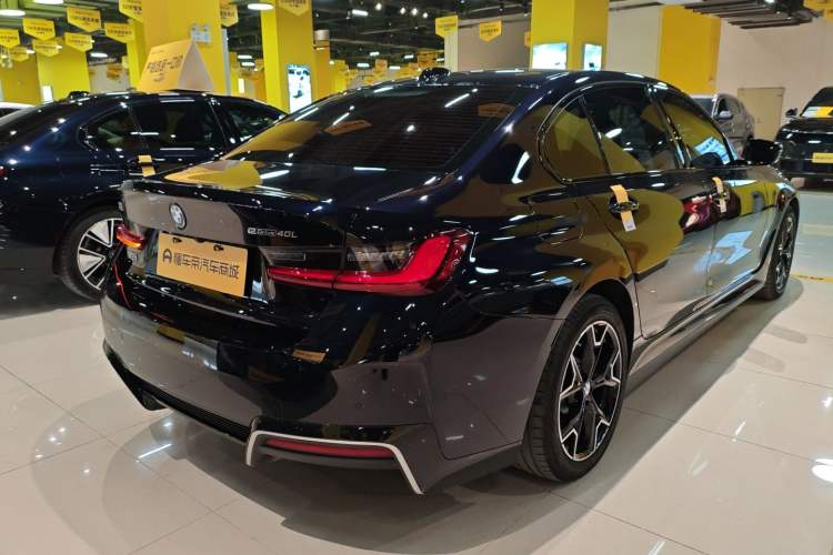 Used BMW i3 2025 eDrive 40 L Midnight Edition Rear Right 45 Deg