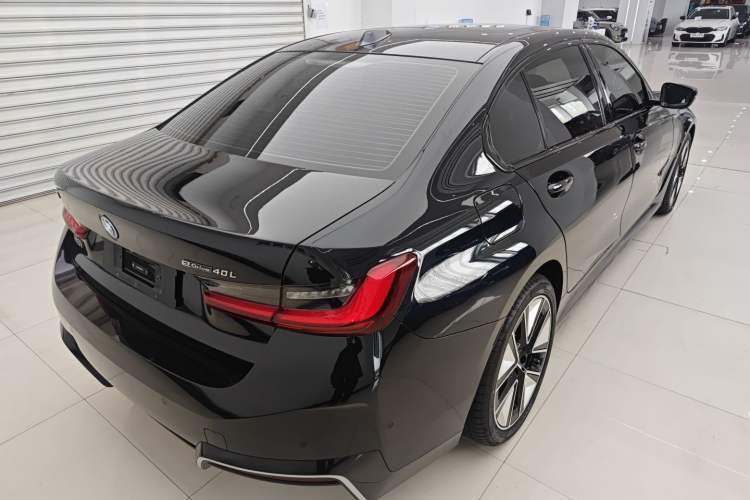 Used BMW i3 2025 eDrive 40 L Midnight Sports Package Rear Right 45 Deg