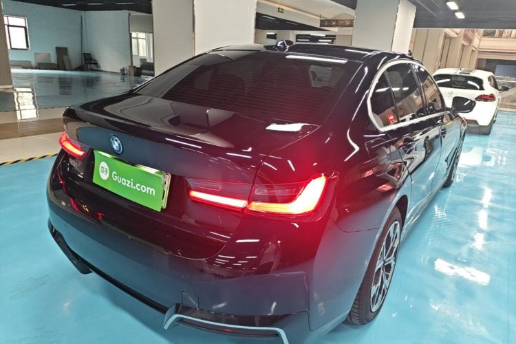 Used BMW i3 2025 eDrive 35 L Rear Right 45 Deg