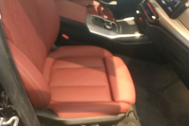 Used BMW i3 2025 eDrive 40 L Midnight Sports Package Right Front Seat