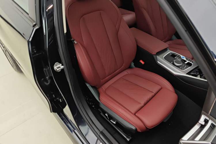 Used BMW i3 2025 eDrive 40 L Midnight Sports Package Right Front Seat