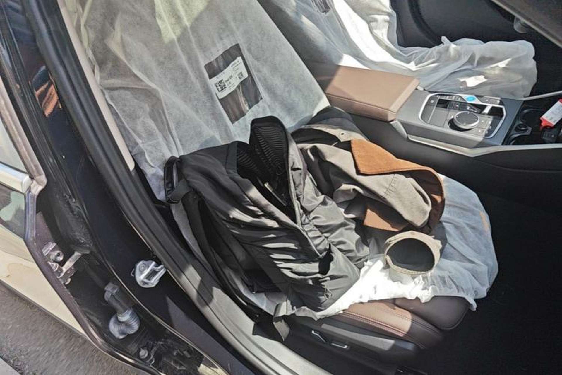 Used BMW i3 2025 eDrive 35 L Right Front Seat