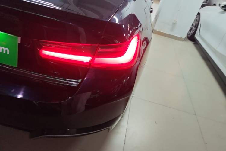 Used BMW i3 2025 eDrive 40 L Midnight Edition Right Rear Taillight