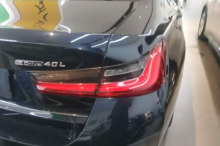 Used BMW i3 2025 eDrive 40 L Midnight Sports Package Right Rear Taillight