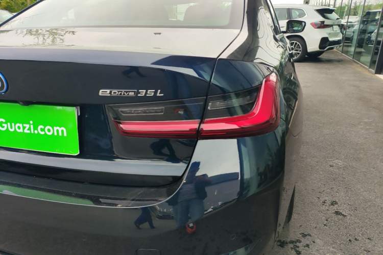 Used BMW i3 2025 eDrive 35 L Right Rear Taillight