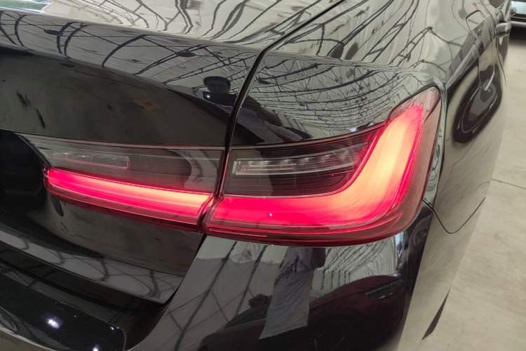 Used BMW i3 2025 eDrive 35 L Right Rear Taillight