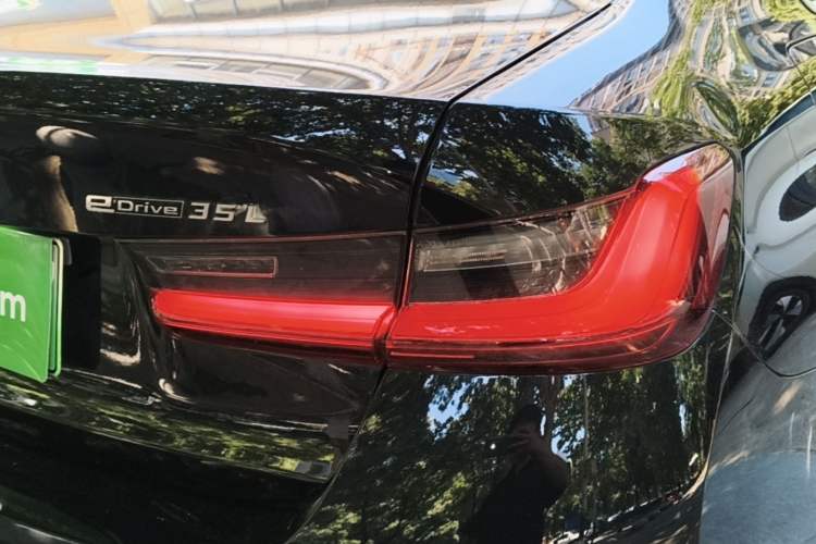 Used BMW i3 2025 eDrive 35 L Right Rear Taillight