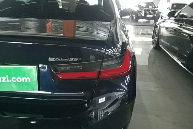 Used BMW i3 2025 eDrive 35 L Right Rear Taillight