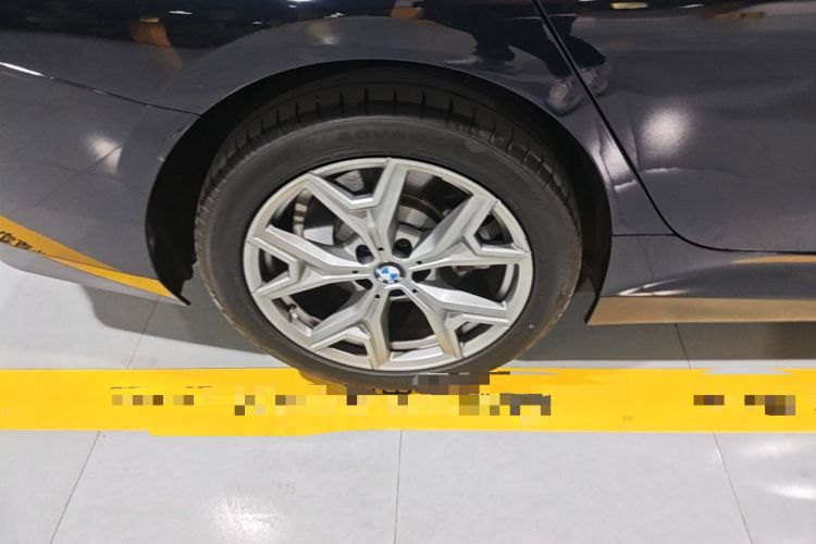 Used BMW i3 2025 eDrive 35 L Right Rear Wheel Hub