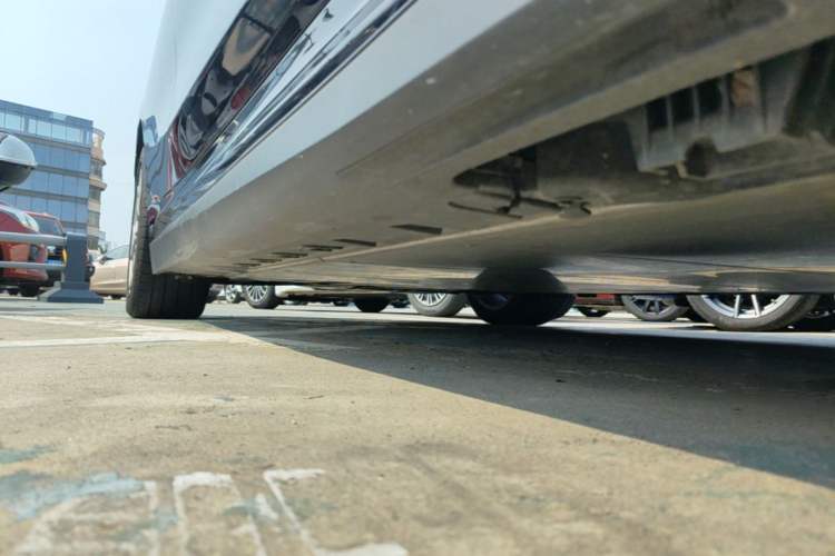 Used BMW i3 2025 eDrive 35 L Right Side Sill