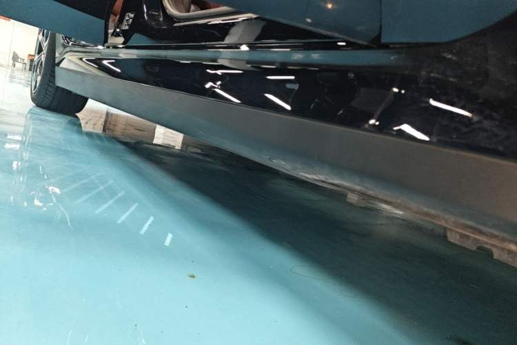 Used BMW i3 2025 eDrive 35 L Right Side Sill