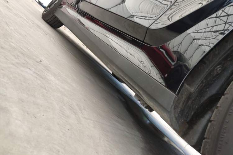 Used BMW i3 2025 eDrive 35 L Right Side Sill