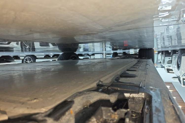 Used BMW i3 2025 eDrive 40 L Midnight Sports Package Right Side Sill
