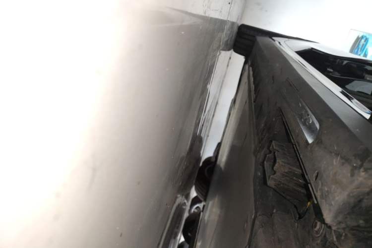 Used BMW i3 2025 eDrive 35 L Right Side Sill