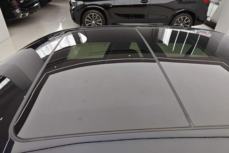 Used BMW i3 2025 eDrive 40 L Midnight Sports Package Roof