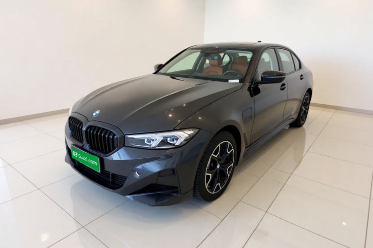 BMW i3 2025 eDrive 40 L Midnight Edition