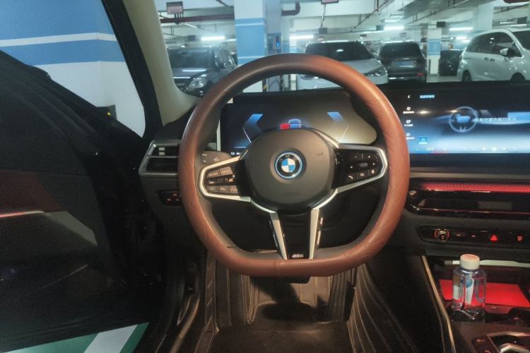 Used BMW i3 2025 eDrive 35 L Steering Wheel