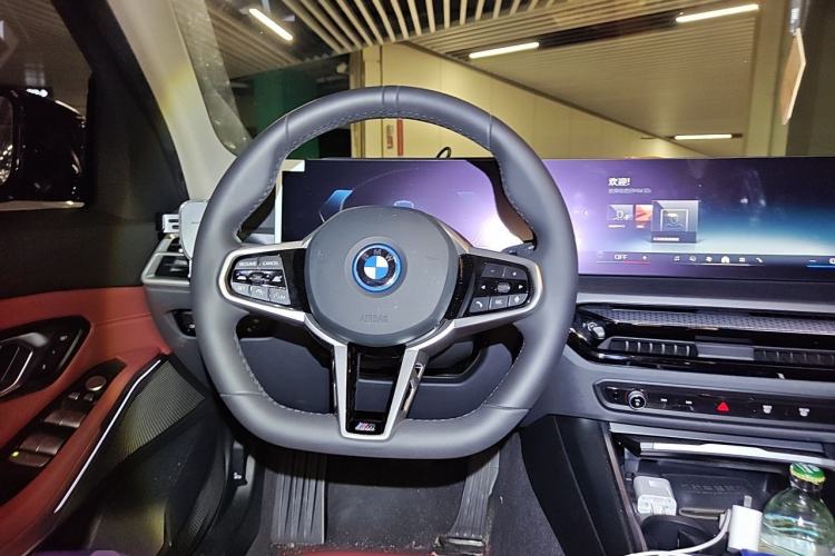 Used BMW i3 2025 eDrive 35 L Steering Wheel