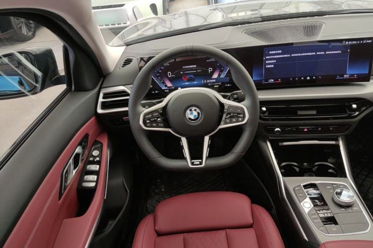 Used BMW i3 2025 eDrive 35 L Steering Wheel