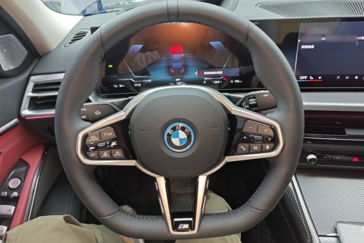 Used BMW i3 2025 eDrive 40 L Midnight Sports Package Steering Wheel